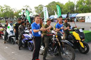 BIB: 
                            <button type="button" onclick="openModal(3564201)" class="btn btn-primary btn-sm float-right btn-popup" data-toggle="modal" data-target=".modal-high-quality">
                        <i class="fas fa-shopping-cart"></i> Add to Cart
                    </button>
                                            <button type="button" onclick="isThisMe(3564201, true)" class="btn btn-success btn-sm float-right btn-popup btn-isme hidden" data-toggle="tooltip" data-placement="bottom" title="นี่คือรูปของคุณใช่ไหม คลิกที่นี่เพื่อเอาเข้าอัลบั้ม">
                        <i class="fas fa-plus"></i> Add to album
                    </button>
                    <button type="button" onclick="isThisMe(3564201, false)" class="btn btn-warning btn-sm float-right btn-popup btn-isnotme hidden">
                        <i class="fas fa-ban"></i> Remove from album
                    </button>